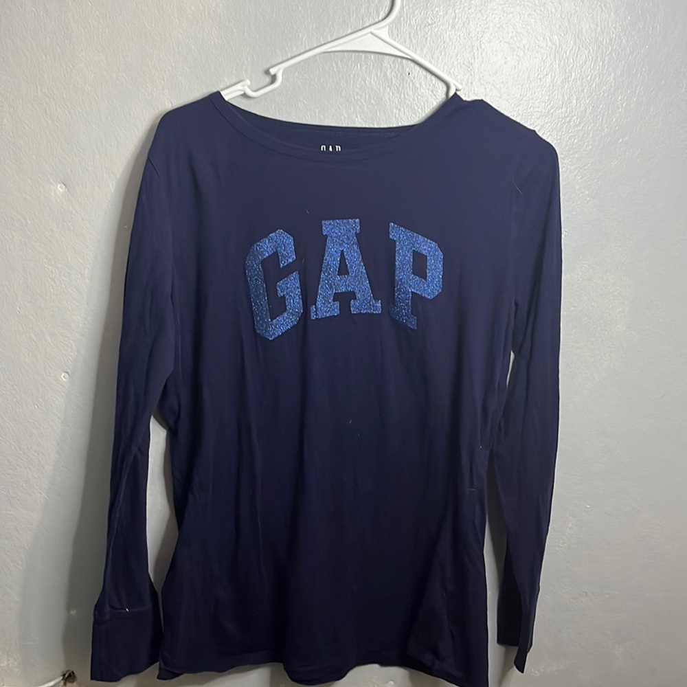 Long sleeve gap shirt